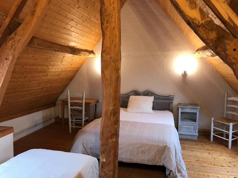 Maison - 285 m² - 14 pièces