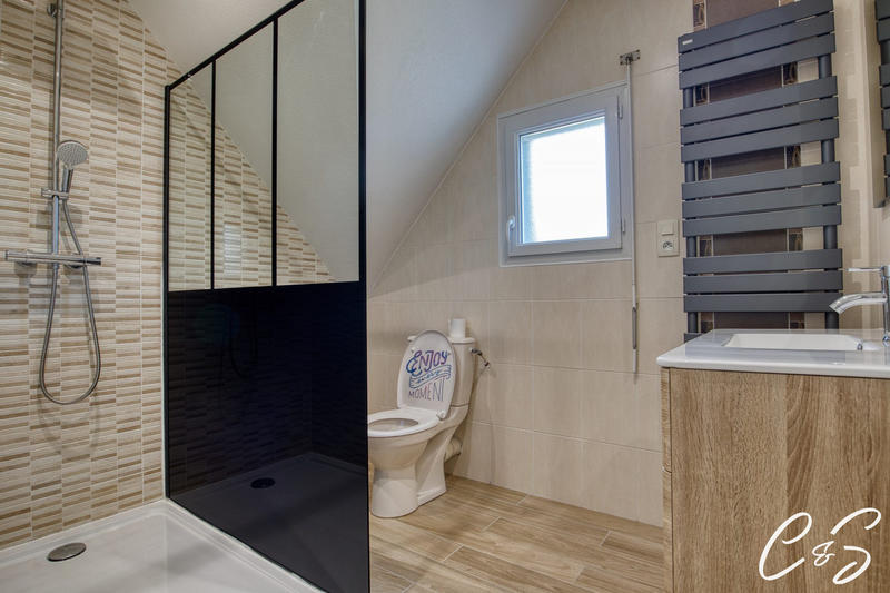 Maison - 120 m² - 7 pièces