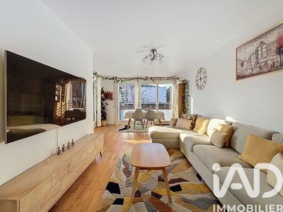 Appartement - 81 m² - 4 pièces