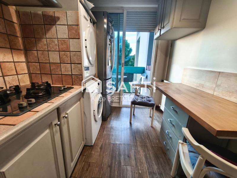 Appartement - 85 m² - 5 pièces