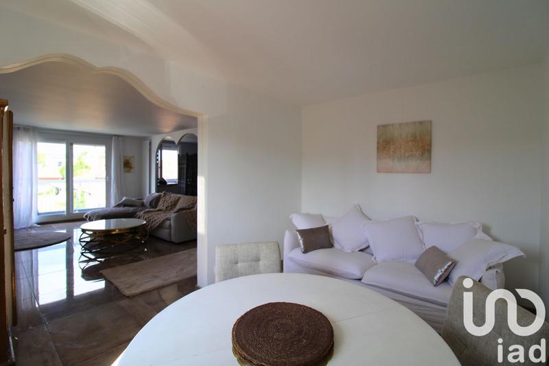 Appartement - 82 m² - 4 pièces