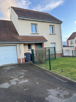 Maison - 97 m² - 5 pièces