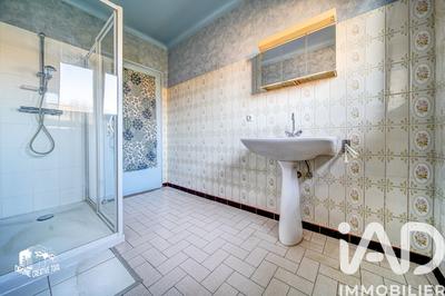 Maison - 93 m² - 5 pièces