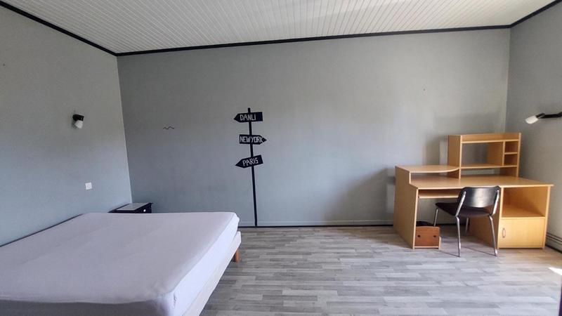 Maison - 180 m² - 7 pièces