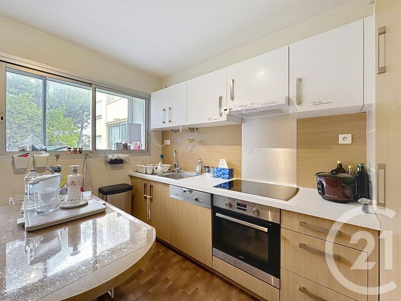 Appartement - 87 m² - 4 pièces