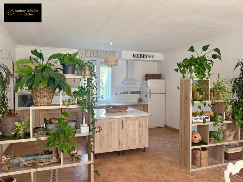 Propriété - 390 m² - 10 pièces