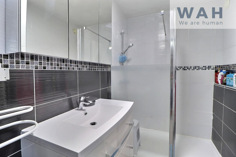 Appartement - 81 m² - 4 pièces