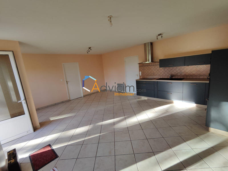 Maison - 87 m² - 5 pièces
