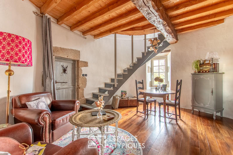 Demeure - 494 m² - 21 pièces