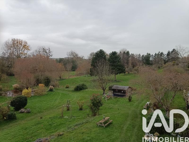 Maison de maîtres - 300 m² - 9 pièces