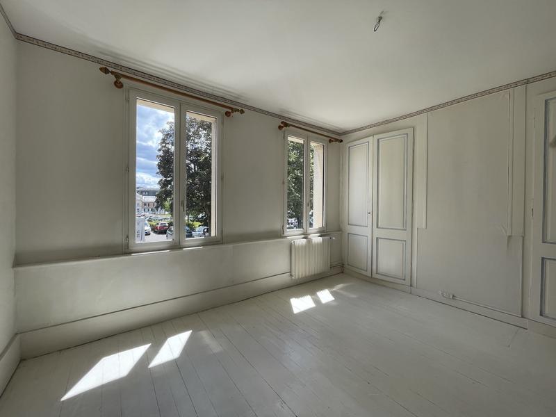 Maison - 95 m² - 6 pièces