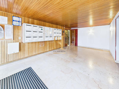 Appartement - 92 m² - 5 pièces