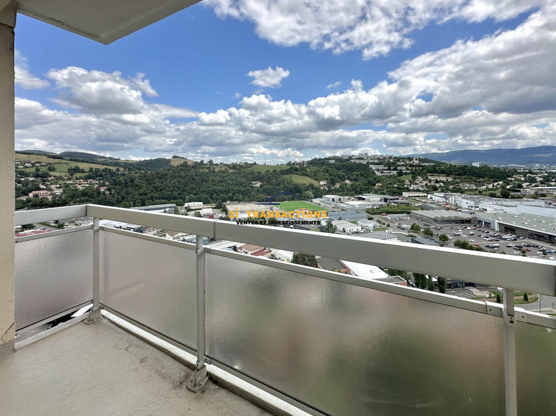 Appartement - 79 m² - 4 pièces