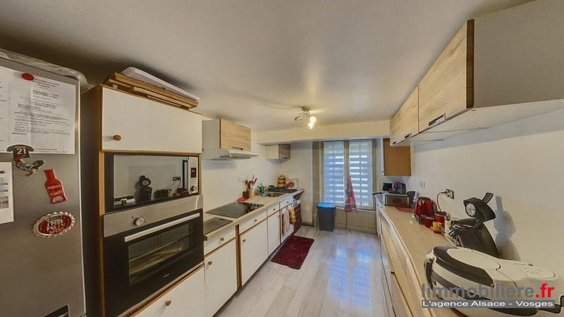 Maison traditionnelle - 118 m² - 6 pièces