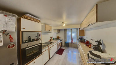 Maison traditionnelle - 118 m² - 6 pièces