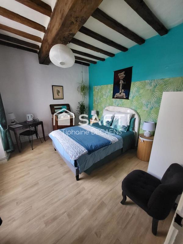 Maison - 310 m² - 16 pièces