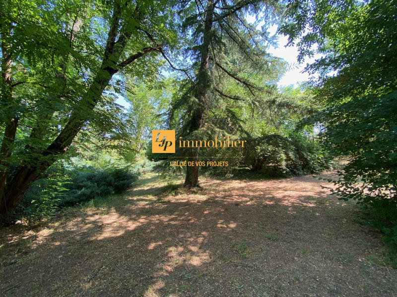 Maison - 232 m² - 6 pièces