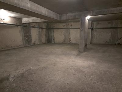 Parking / Garage - 10 m²