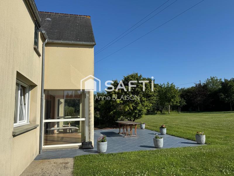 Maison - 211 m² - 7 pièces