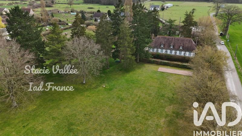 Maison - 201 m² - 9 pièces