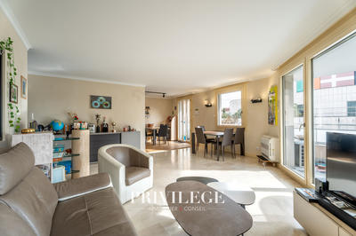 Appartement - 117 m² - 5 pièces