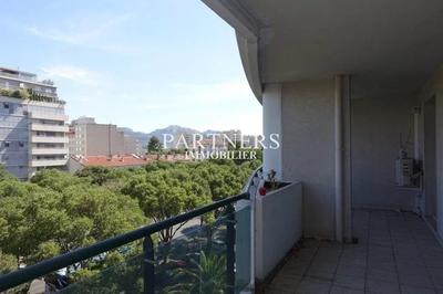 Appartement - 94 m² - 3 pièces