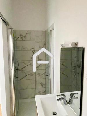 Studio - 13 m² - 1 pièce