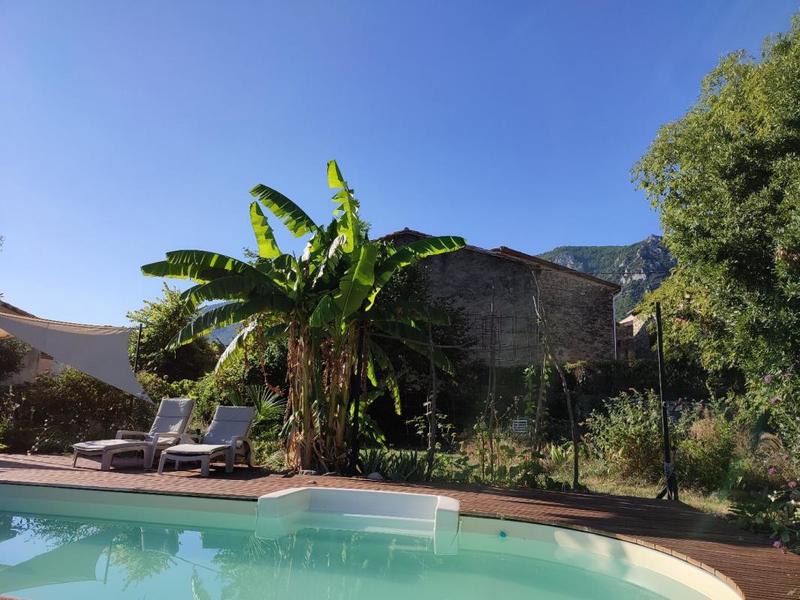 Maison chambre d'hôtes - 248 m² - 9 pièces