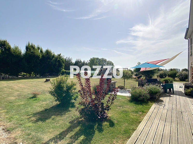Maison - 200 m² - 7 pièces