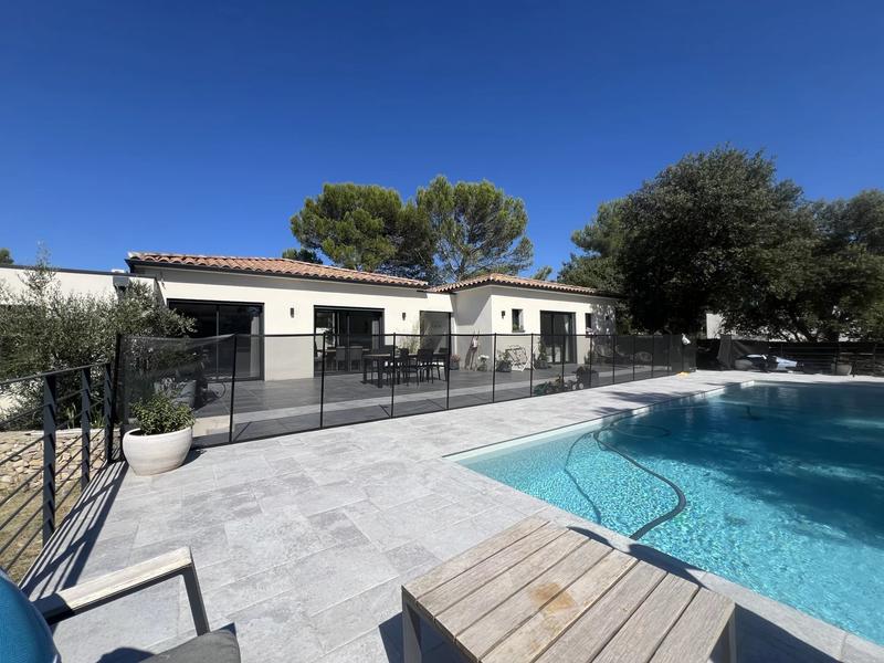 Villa - 160 m² - 5 pièces