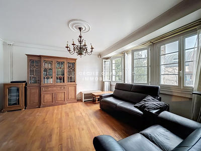 Maison ancienne - 160 m² - 8 pièces