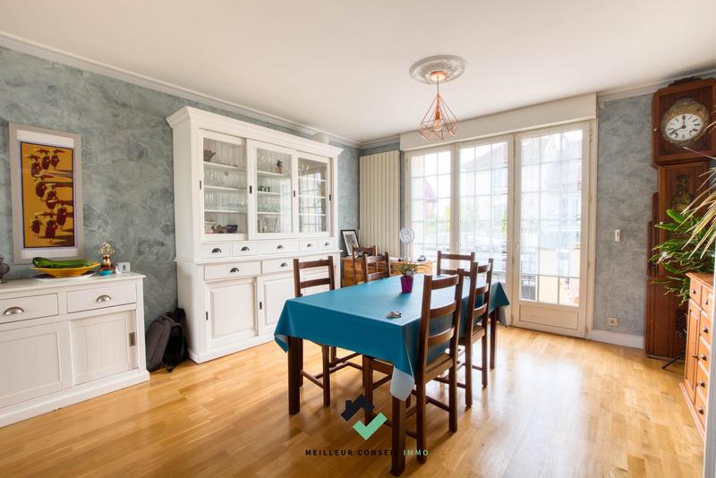 Maison ancienne - 163 m² - 7 pièces