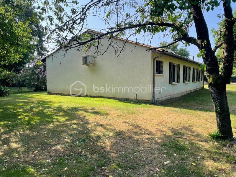 Maison - 121 m² - 6 pièces