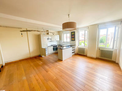 Appartement - 75 m² - 3 pièces