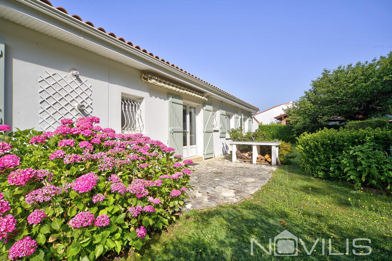 Villa - 137 m² - 6 pièces