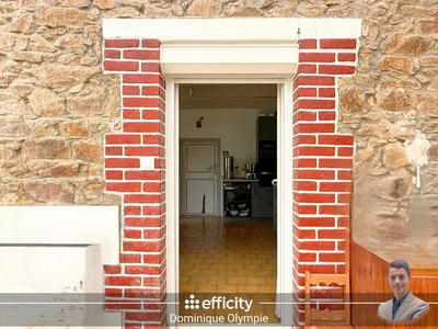 Maison - 140 m² - 8 pièces