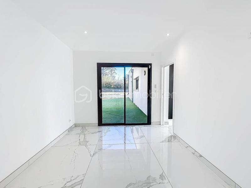 Maison - 198 m² - 6 pièces