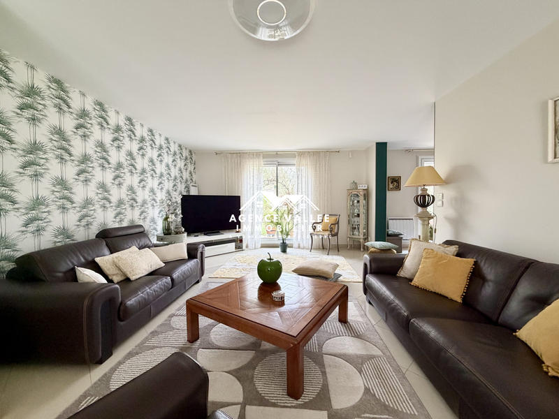 Maison - 160 m² - 7 pièces