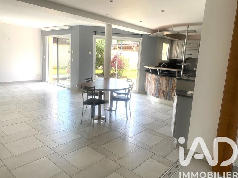 Maison - 185 m² - 6 pièces