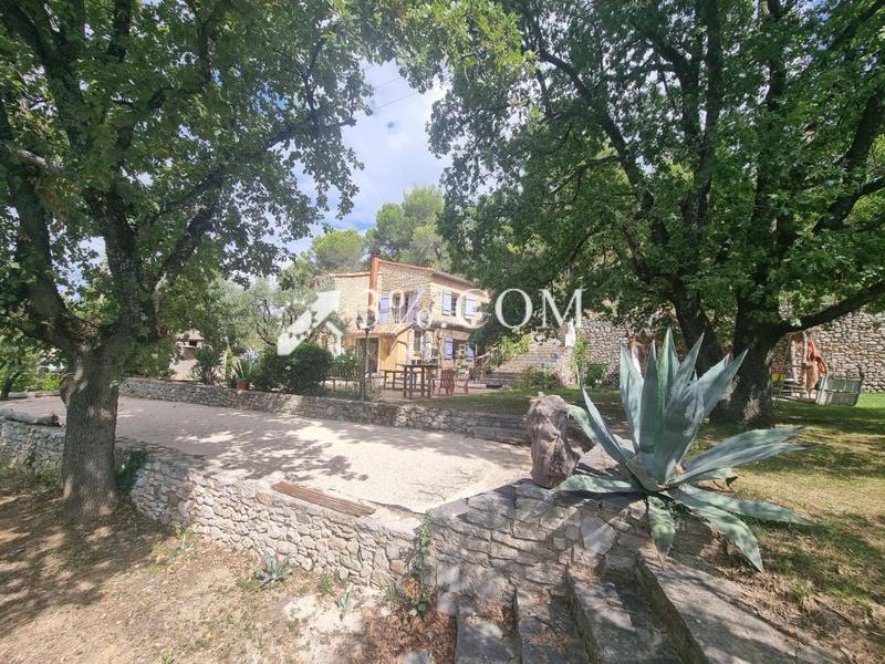 Mas - 150 m² - 5 pièces