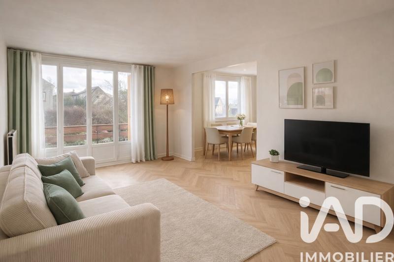 Maison - 97 m² - 5 pièces