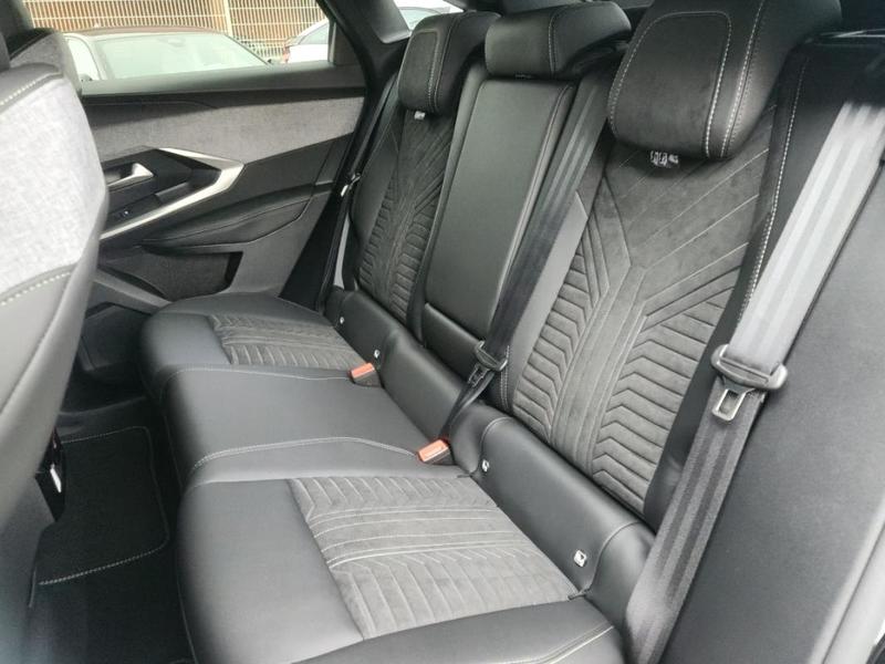 Peugeot 3008 e-3008 III Bev 73kwh Gt Exclusive