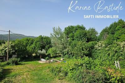 Maison - 245 m² - 10 pièces