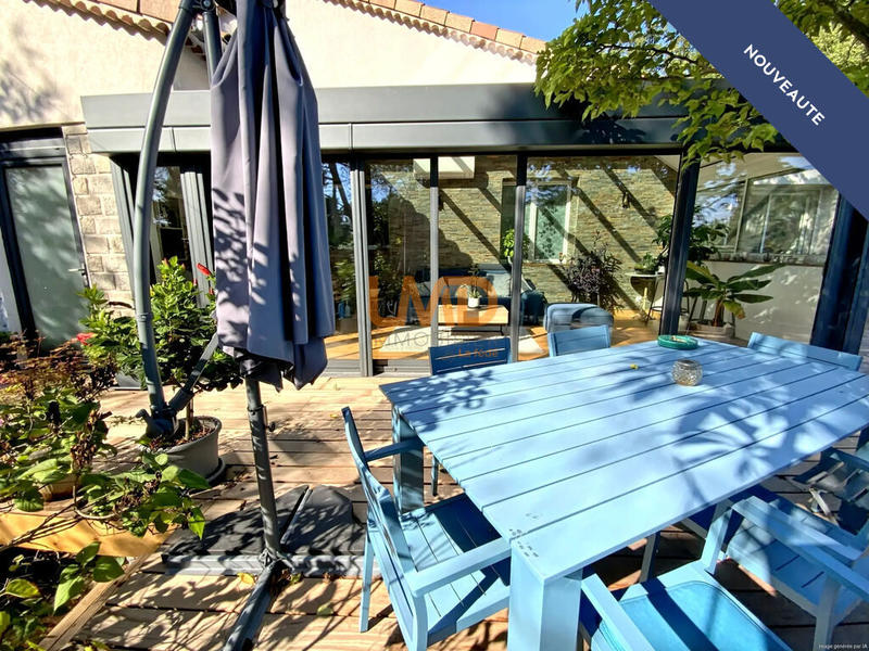 Villa - 223 m² - 9 pièces