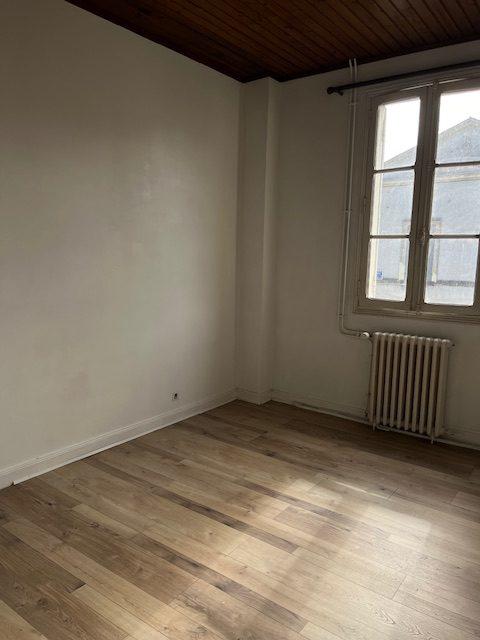 Maison - 500 m² - 10 pièces