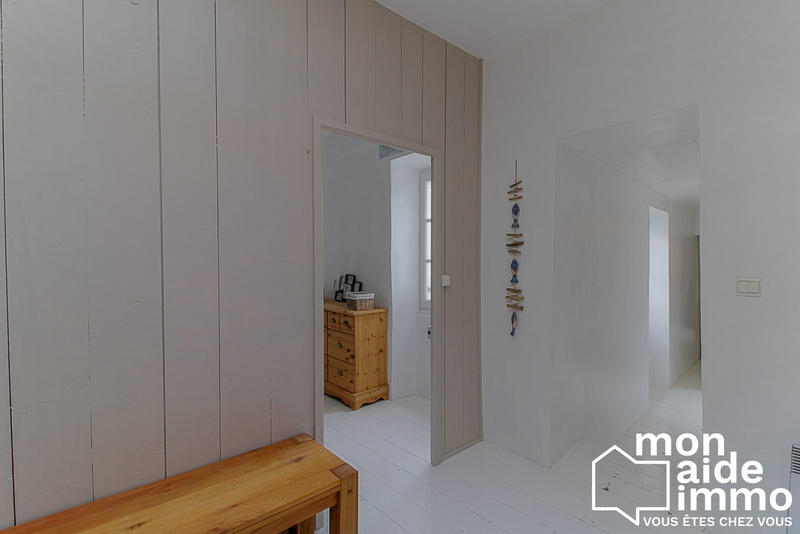 Maison traditionnelle - 139 m² - 6 pièces