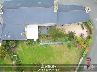 Maison - 140 m² - 8 pièces