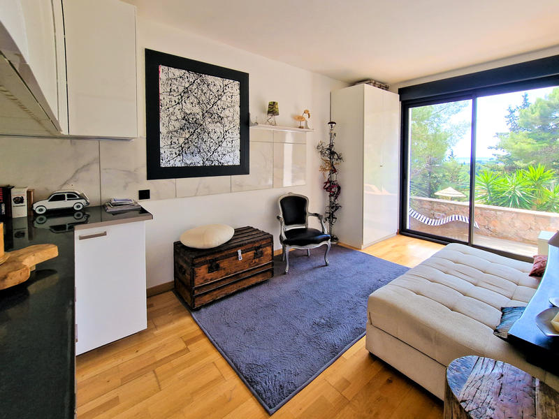 Maison - 213 m² - 6 pièces