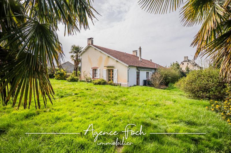 Maison - 202 m² - 5 pièces