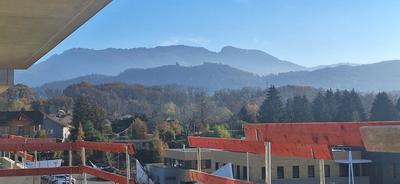 Appartement - 99 m² - 4 pièces